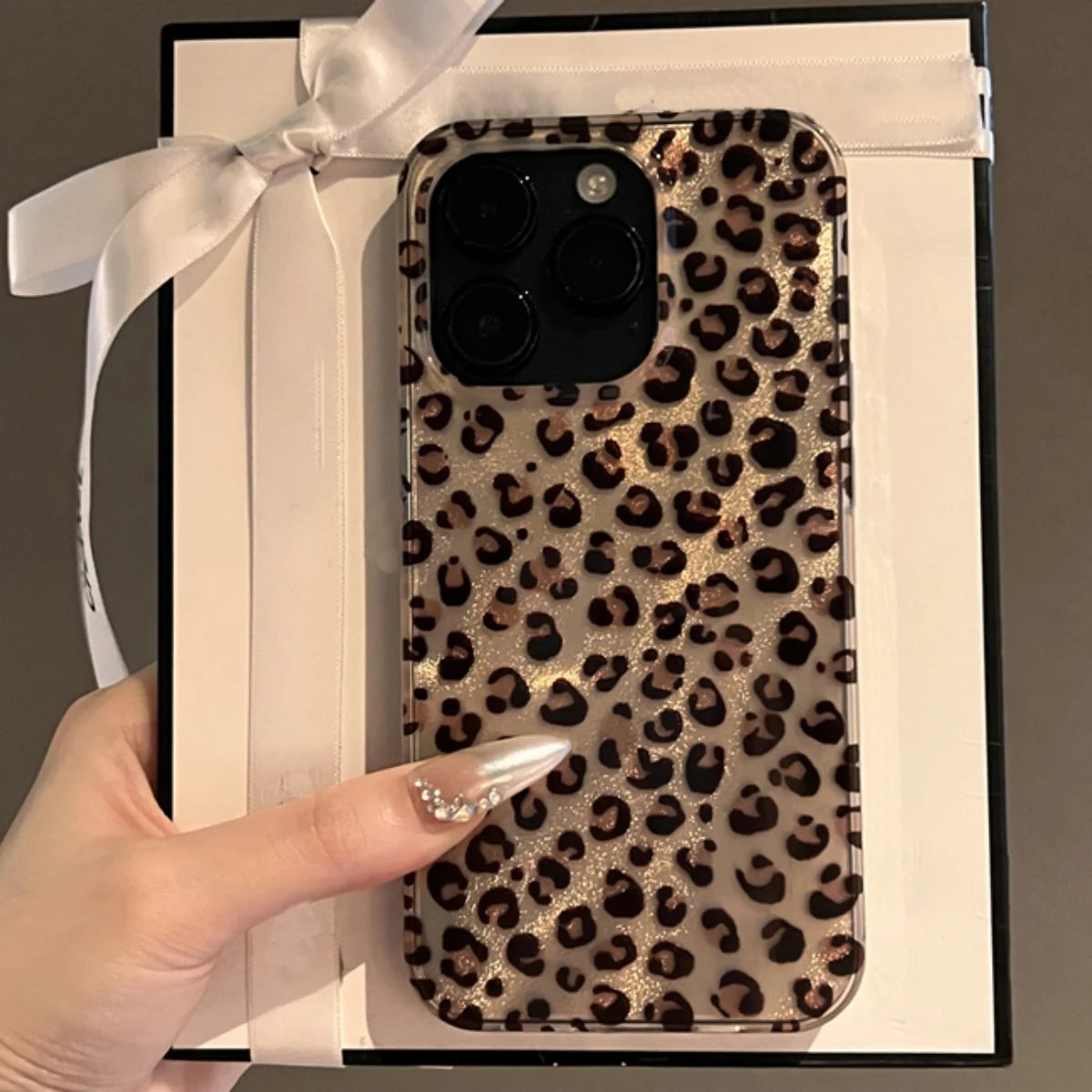 Stylish Leopard Print Phone Case